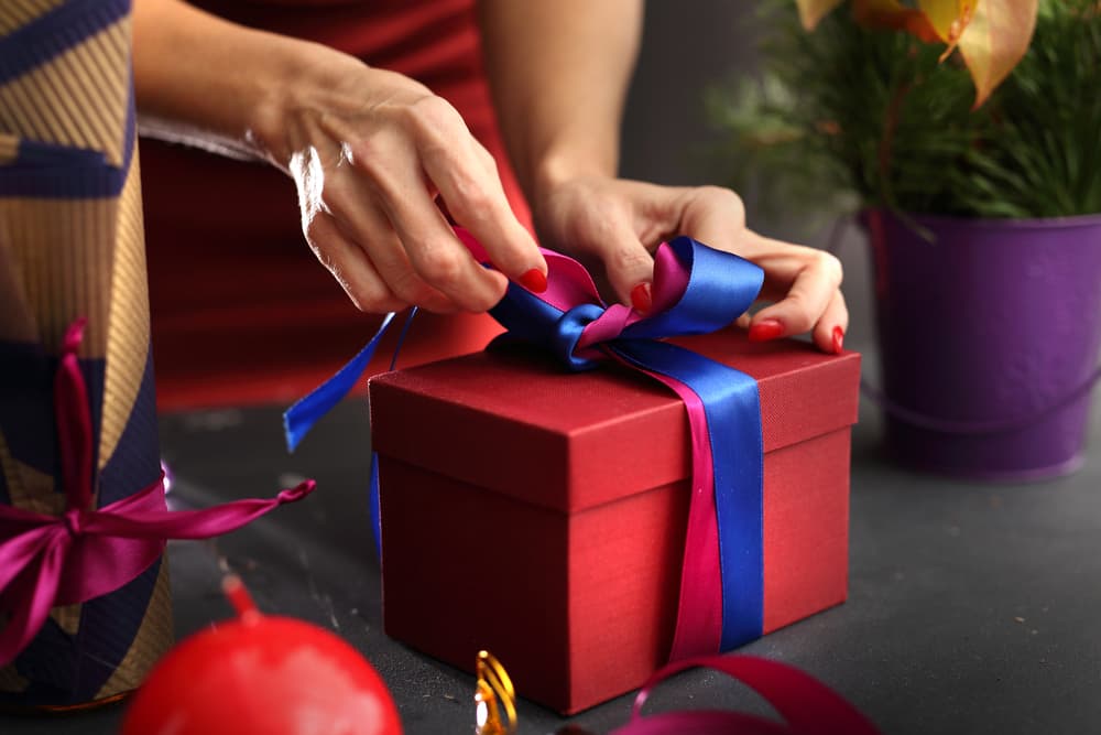 3 Perfect Ways To Wrap Your Gift