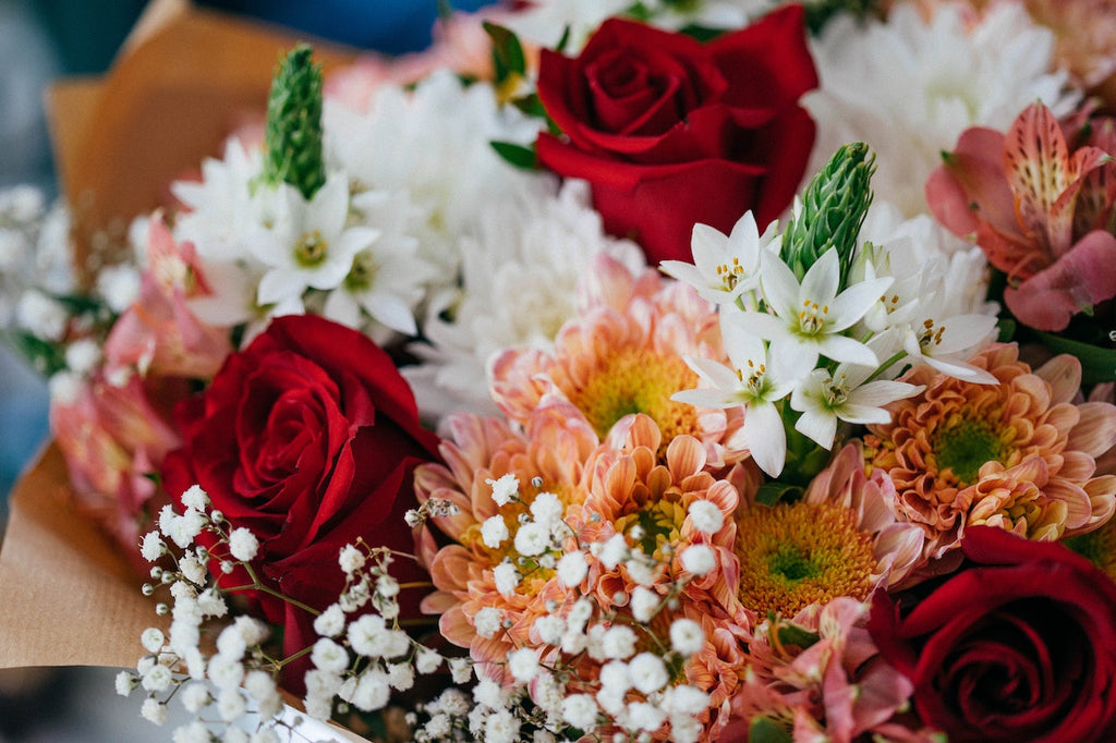 Flower Bouquets: The Perfect Addition to Any Celebration