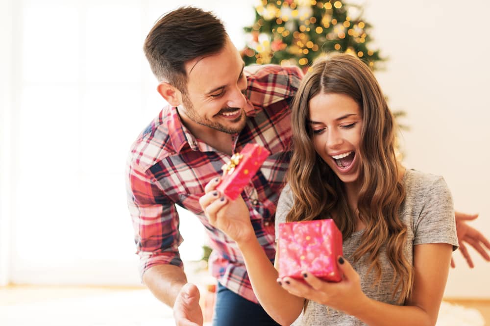 Hello Blooms Reader Special: 5 Great Gifting Ideas To Surprise Anyone